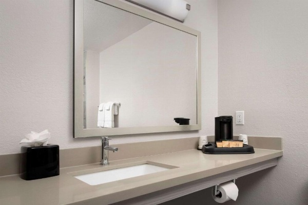 Quality Inn Atlantic Beach-Mayo Clinic Jax Area image 9
